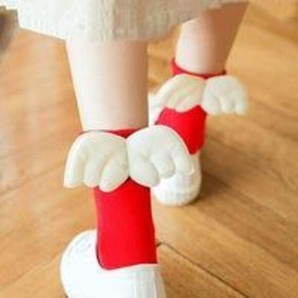 2 Pairs Girls Red Angel Wings Socks. NIP - Picture 4 of 5